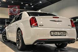 کرایسلەر 300